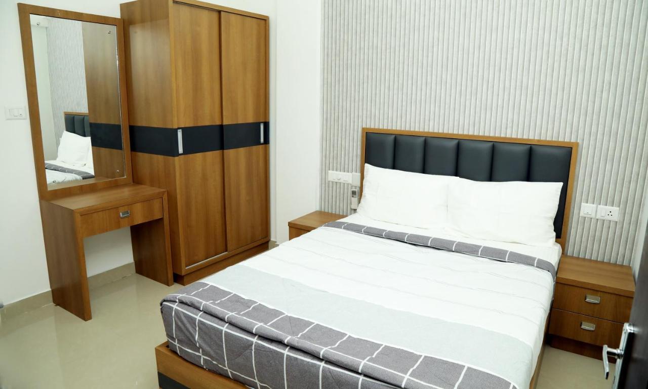 Alite Enclaves Fully Furnished Apartments Thrissur エクステリア 写真