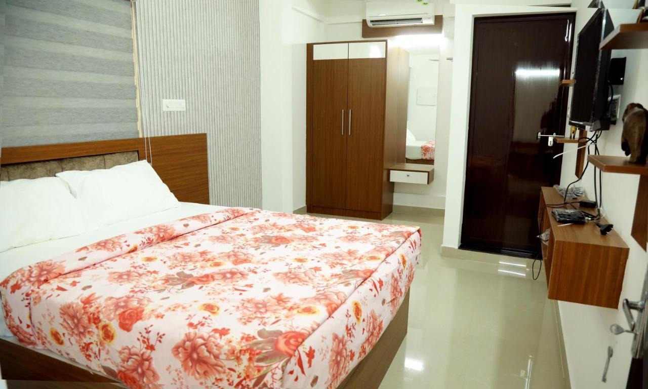 Alite Enclaves Fully Furnished Apartments Thrissur エクステリア 写真