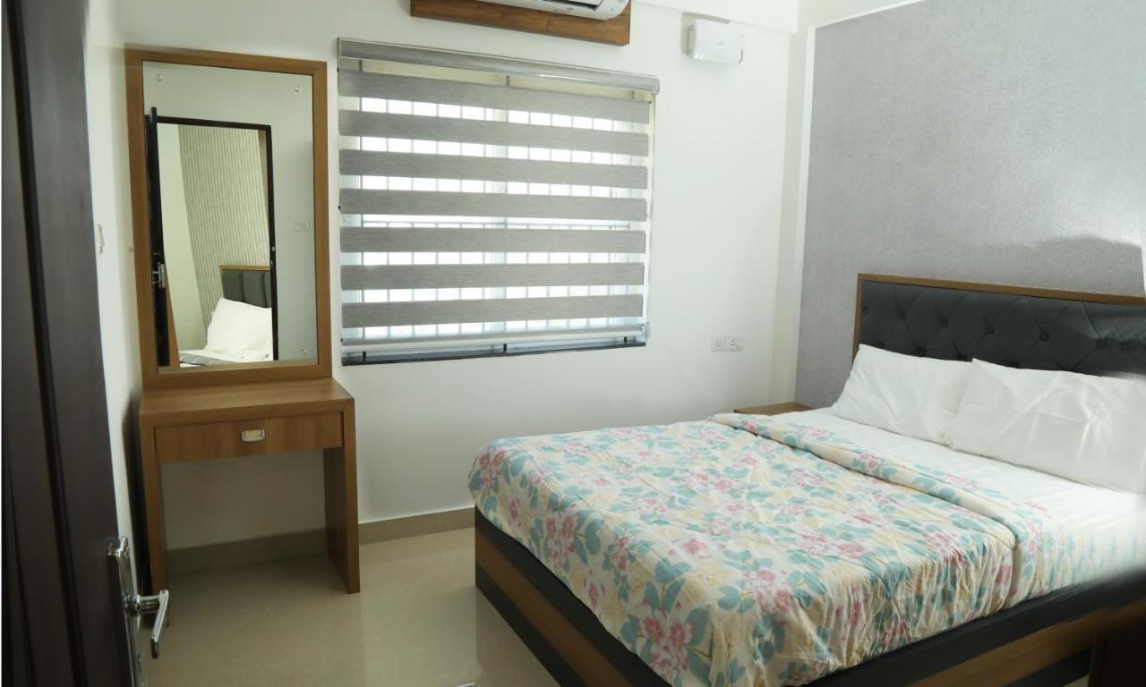 Alite Enclaves Fully Furnished Apartments Thrissur エクステリア 写真