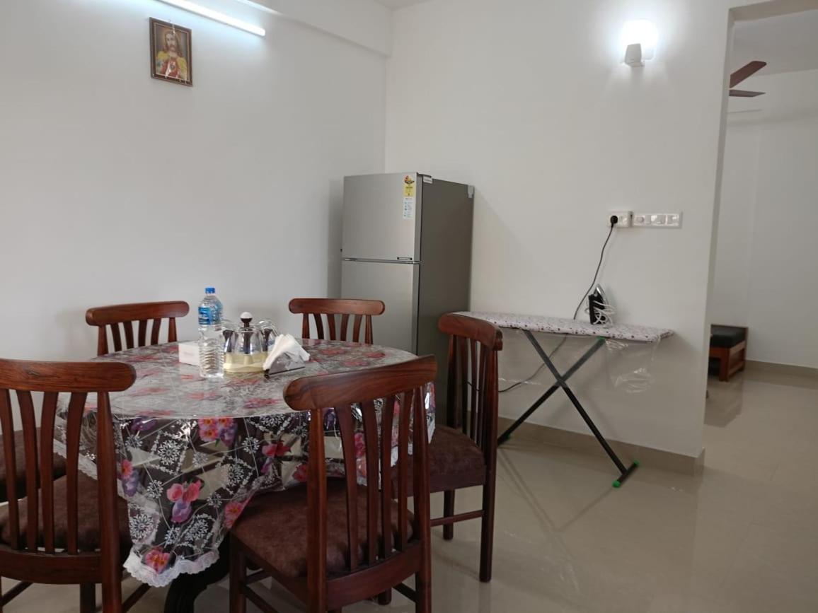 Alite Enclaves Fully Furnished Apartments Thrissur エクステリア 写真
