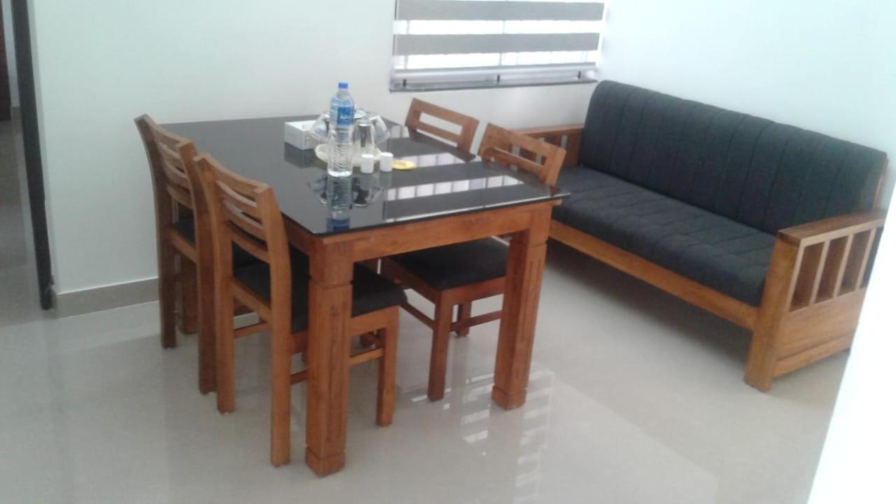 Alite Enclaves Fully Furnished Apartments Thrissur エクステリア 写真