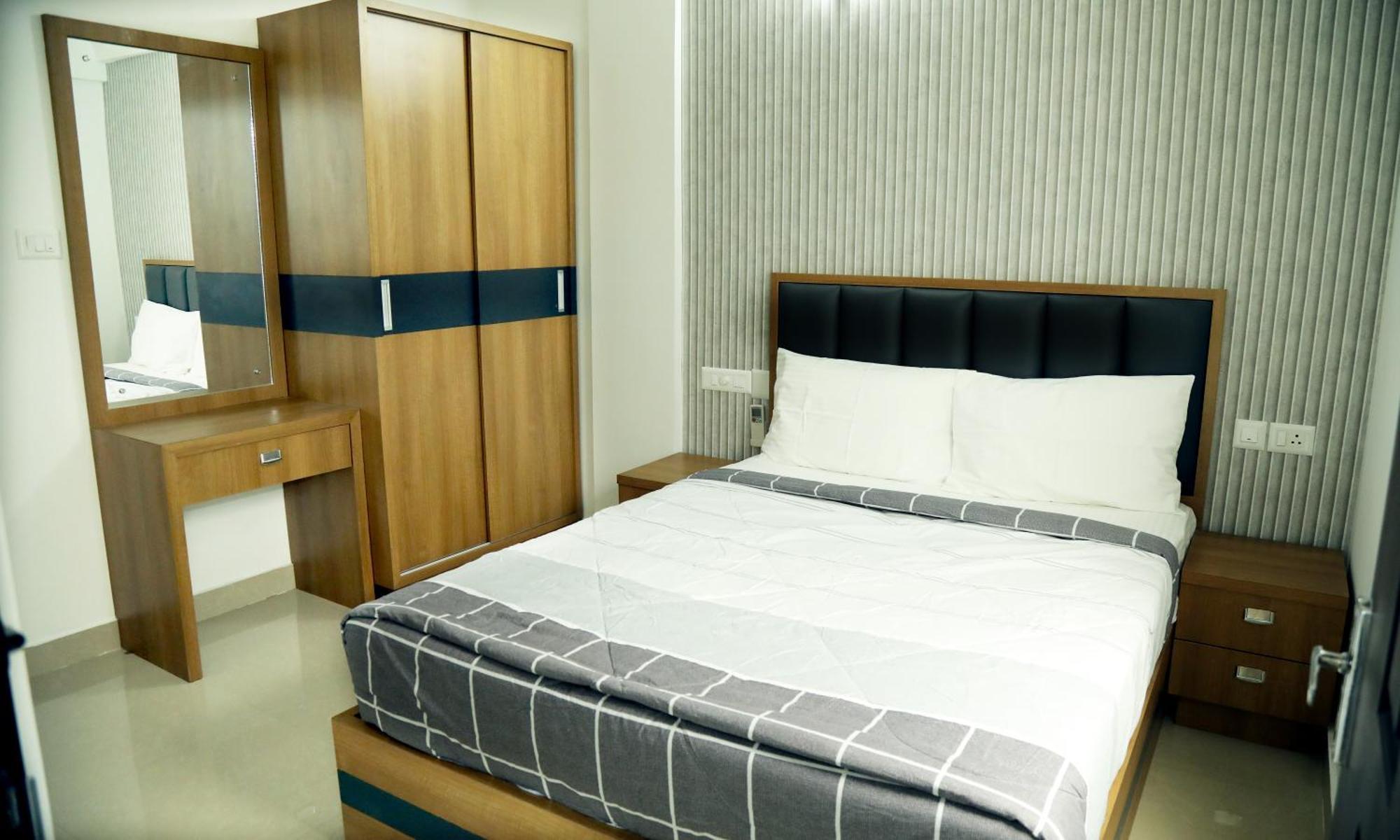 Alite Enclaves Fully Furnished Apartments Thrissur エクステリア 写真
