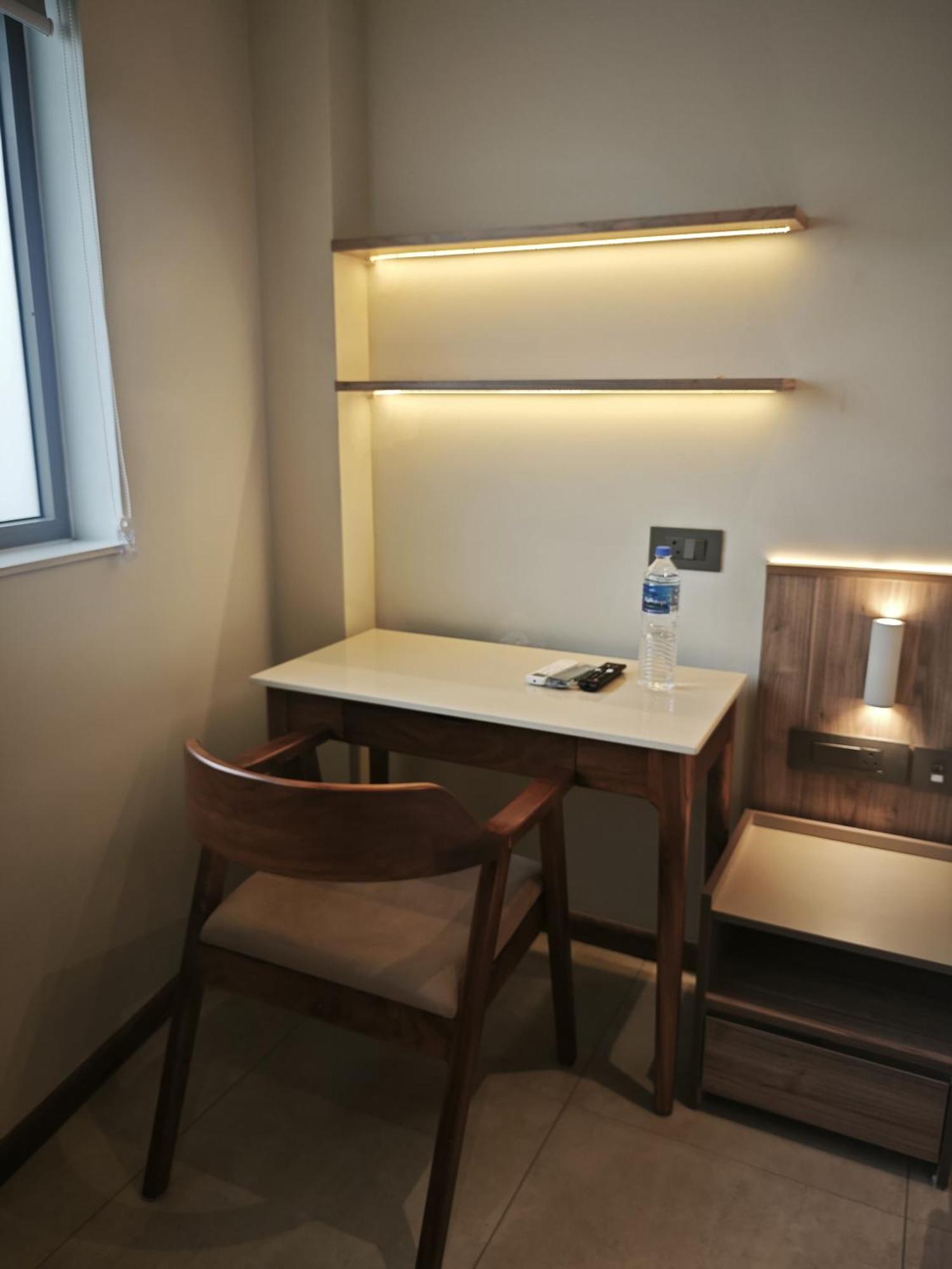 Alite Enclaves Fully Furnished Apartments Thrissur エクステリア 写真
